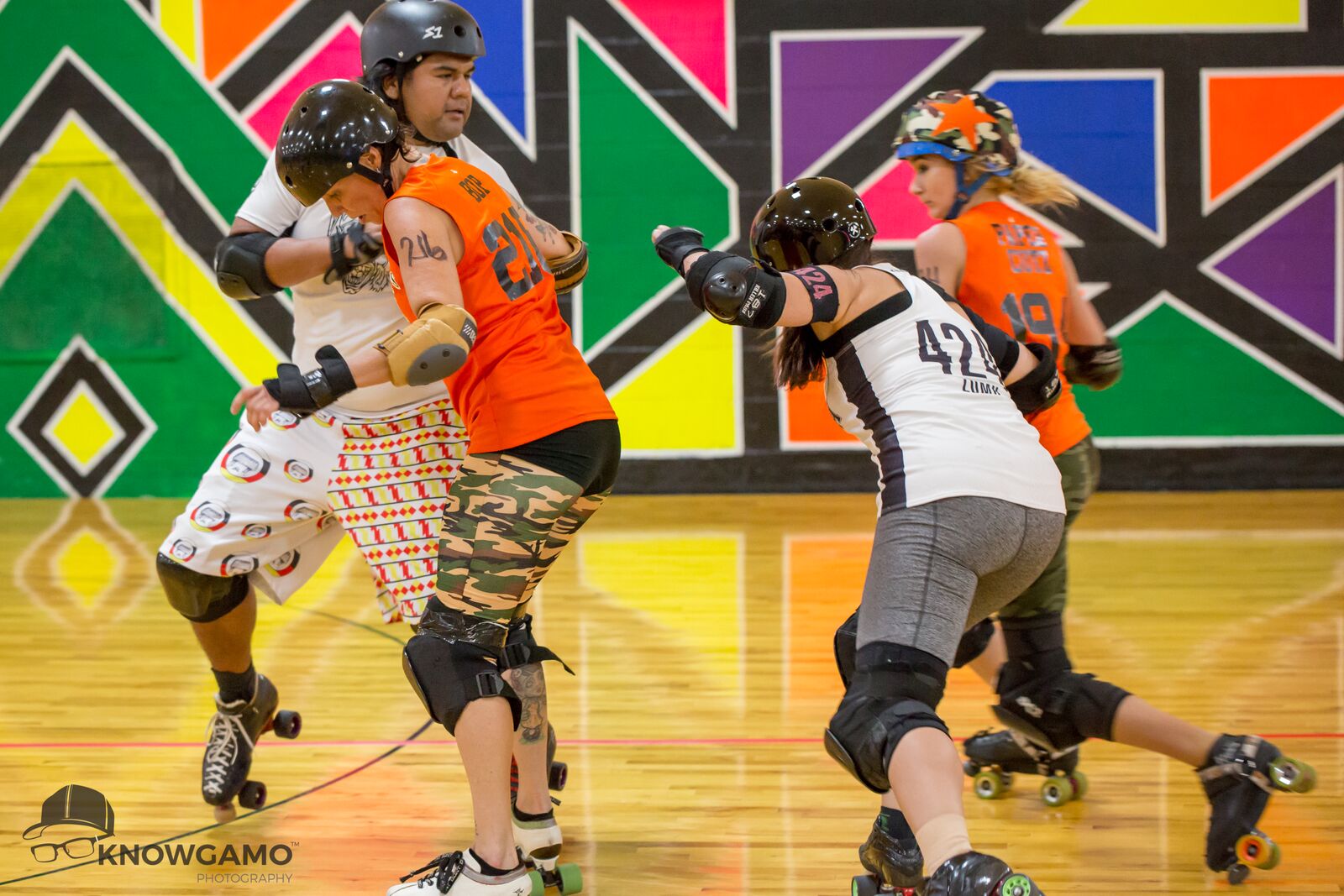 Florida Roller Derby, Pinellas County, Tarpon Springs, Pasco County, Roller skates